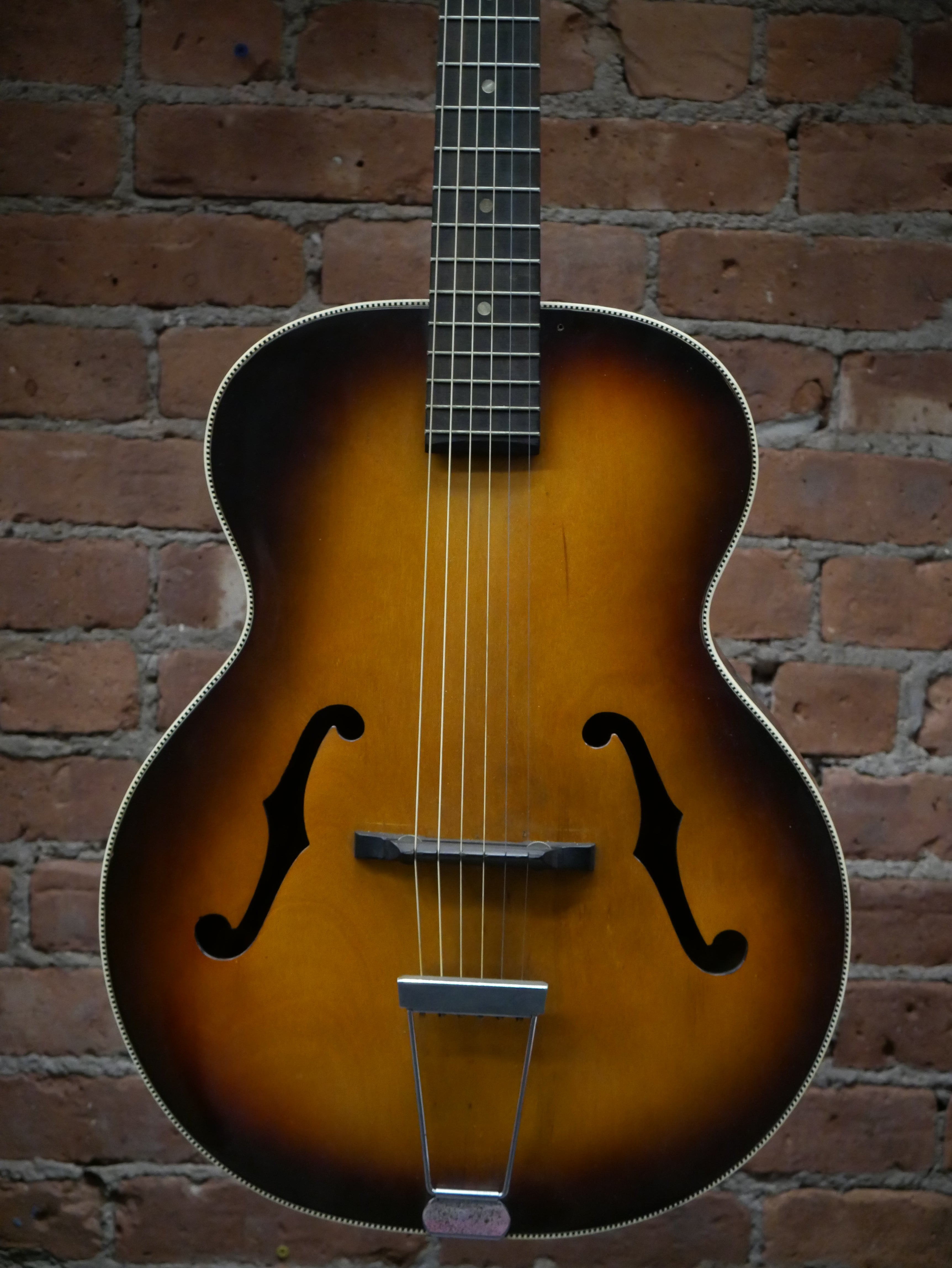 Harmony shop broadway guitar