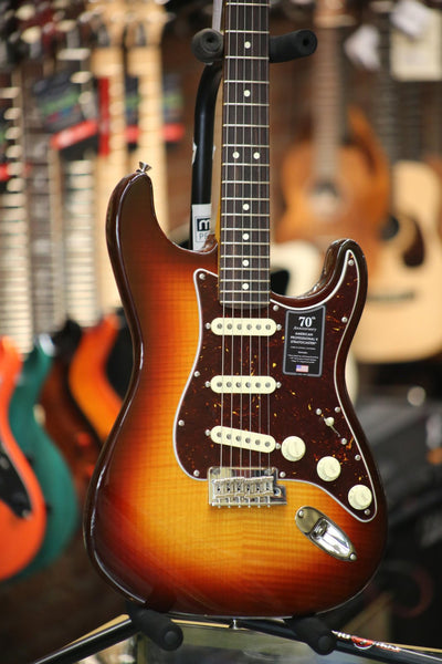 Fender 70th-Anniversary American Professional II Stratocaster Electric Guitar with Rosewood Fingerboard - Comet Burst