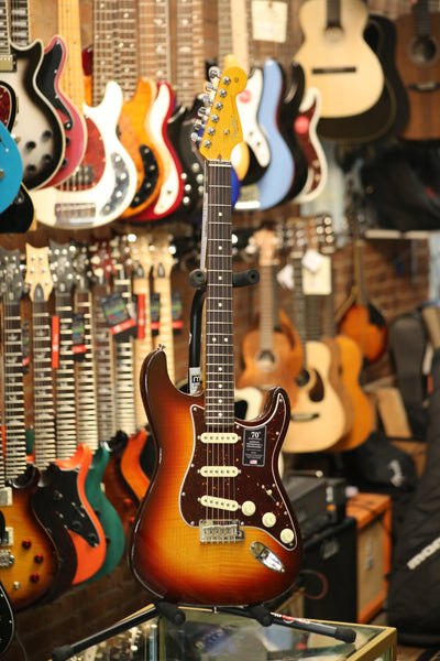 Fender 70th-Anniversary American Professional II Stratocaster Electric Guitar with Rosewood Fingerboard - Comet Burst