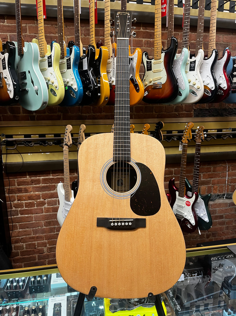 Martin D-X2E Billy Strings