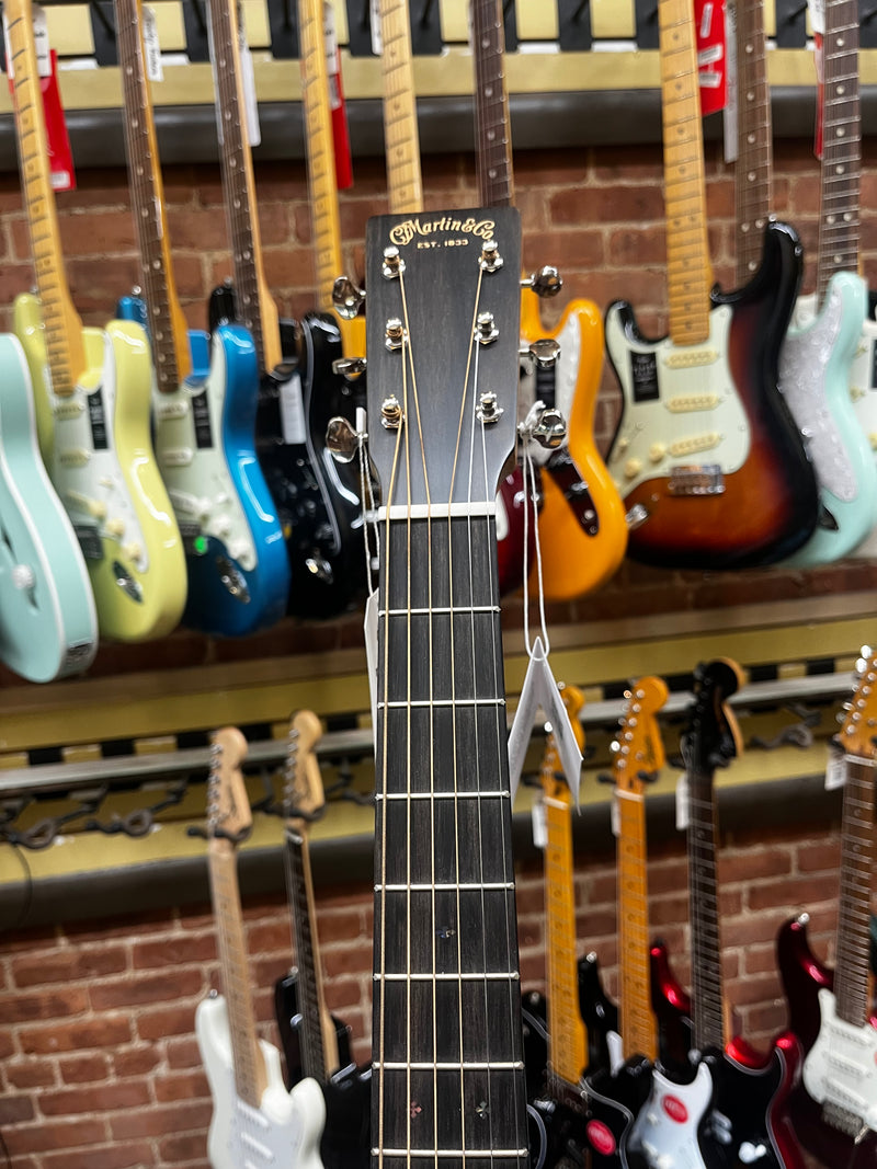 Martin D-X2E Billy Strings