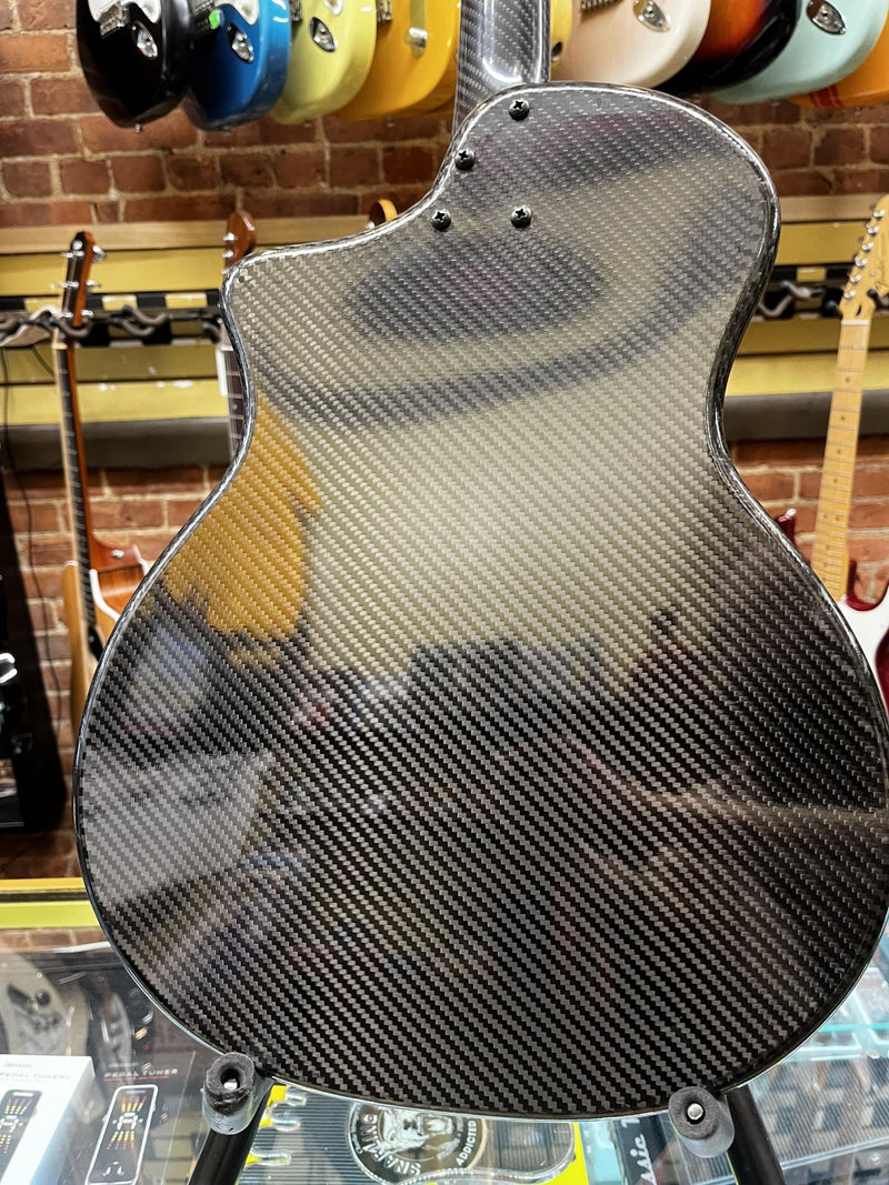 KLOS Full Carbon Grand Cutaway Mini DAE, with Fishman Presys+, with Bag