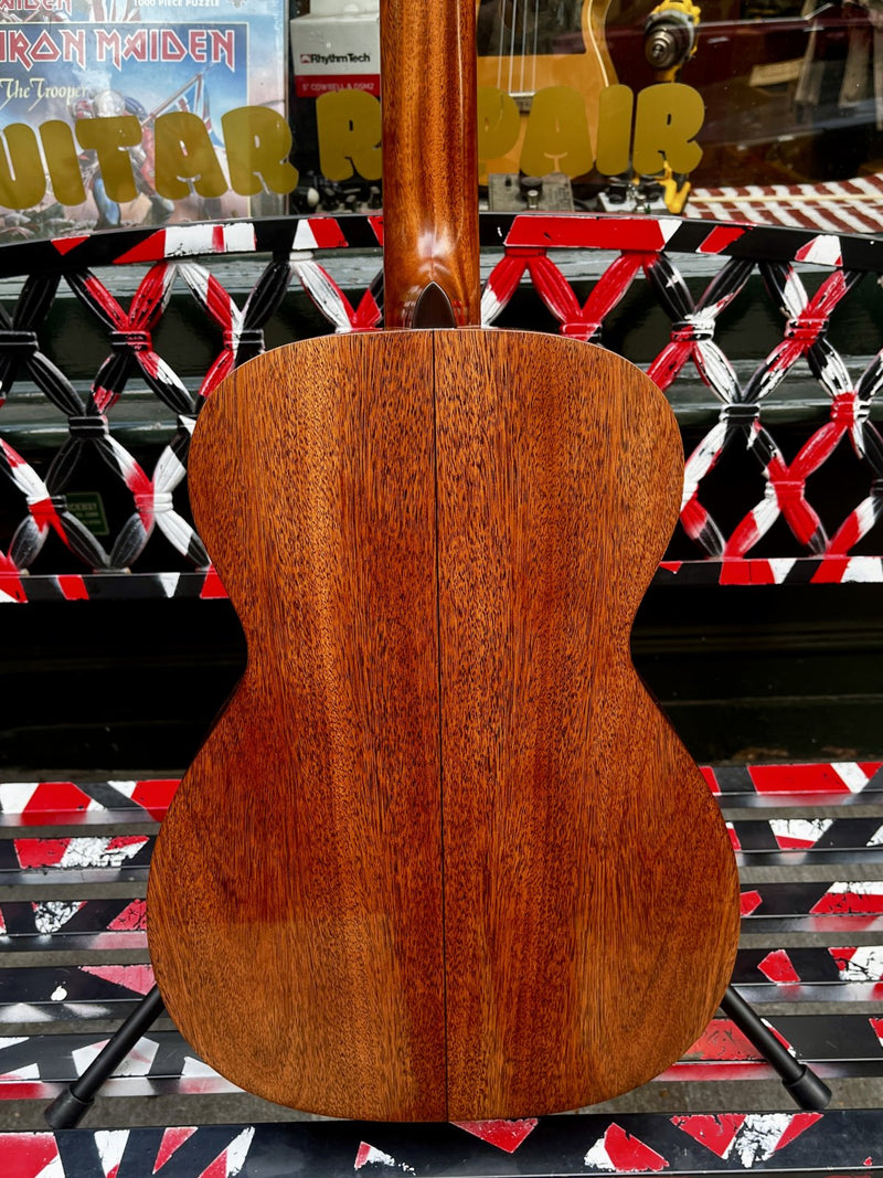 Martin 0-17 Jason Isbell Signature Acoustic Guitar