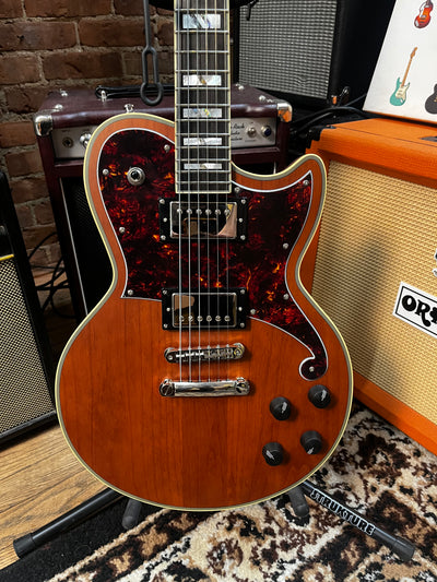 D'Angelico Deluxe Series Brighton Matte Walnut