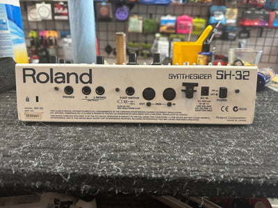 Roland SH-32 Desktop Synthesizer