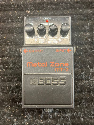 Boss MT-2 Metal Zone (Silver Label)