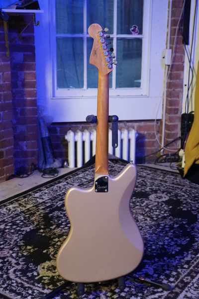 Squier Contemporary Jaguar HH ST Shoreline Gold