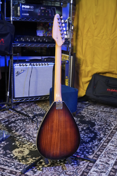 Winston Teardrop Guitar 1960's