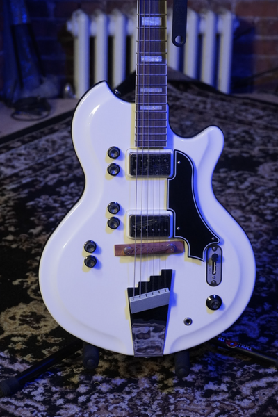 Supro Martinique 1593VEW Ermine White