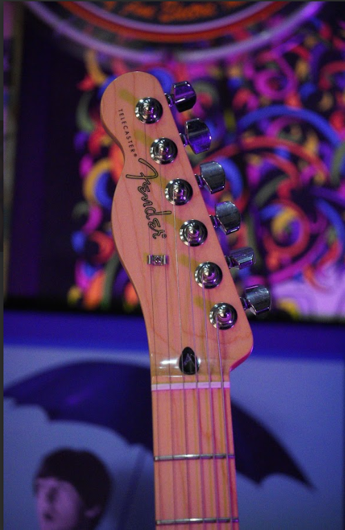 Fender Player Telecaster Left-Handed - 3-Color Sunburst w/ Maple Fingerboard