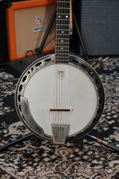 Deering D6 Deluxe 6-String Banjitar