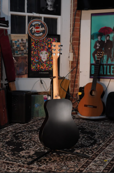 Martin LX Mini Black w/Martin case