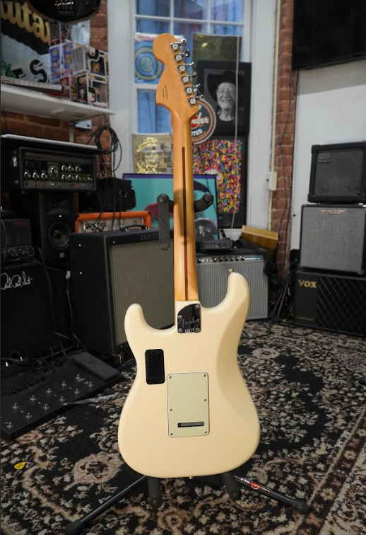 2020 Fender Player Series Stratocaster Polar White