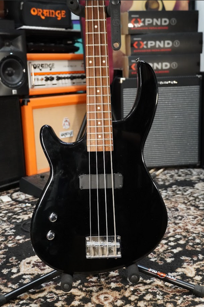 Dean Playmate Bass Classic Black