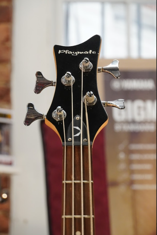 Dean Playmate Bass Classic Black – Bros Guitars