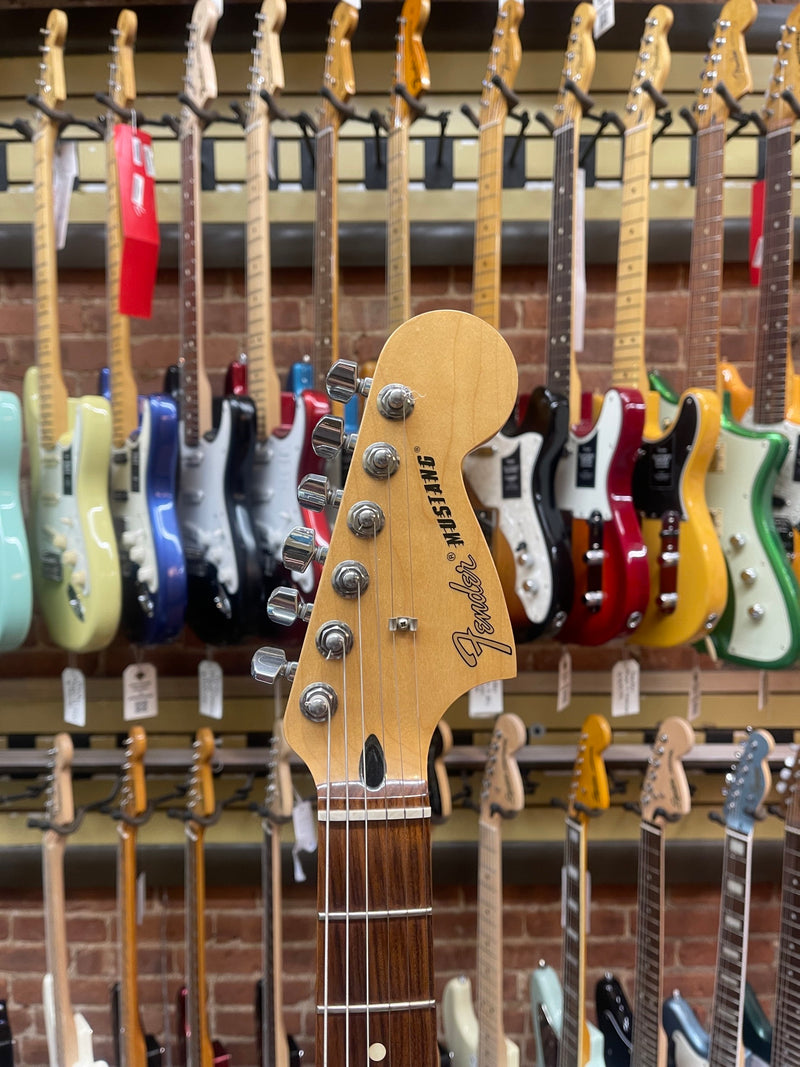 Fender Player Mustang 90 Electric Guitar – Burgundy Mist Metallic
