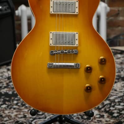 Gibson 60's RI Les Paul Standard G0 - Guitar Center Limited Run - HoneyBurst